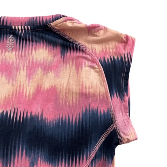 Free People Movement True North Magenta Tee Pink Combo small‎ NEW - Picture 11 of 14